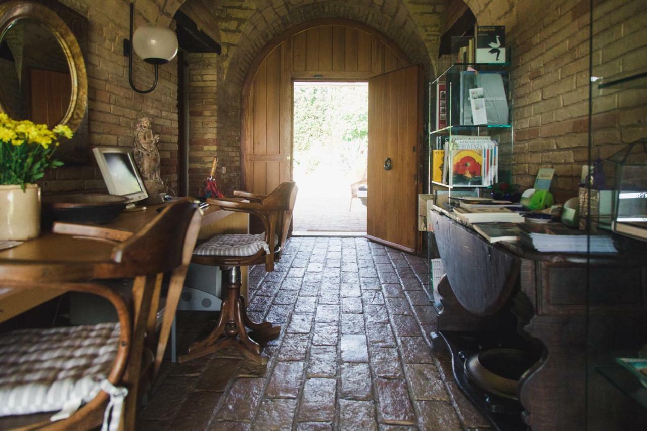 B&B Migliarino Чивитанова Марке Екстериор снимка