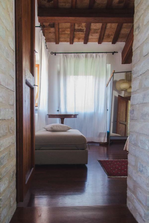 B&B Migliarino Чивитанова Марке Екстериор снимка