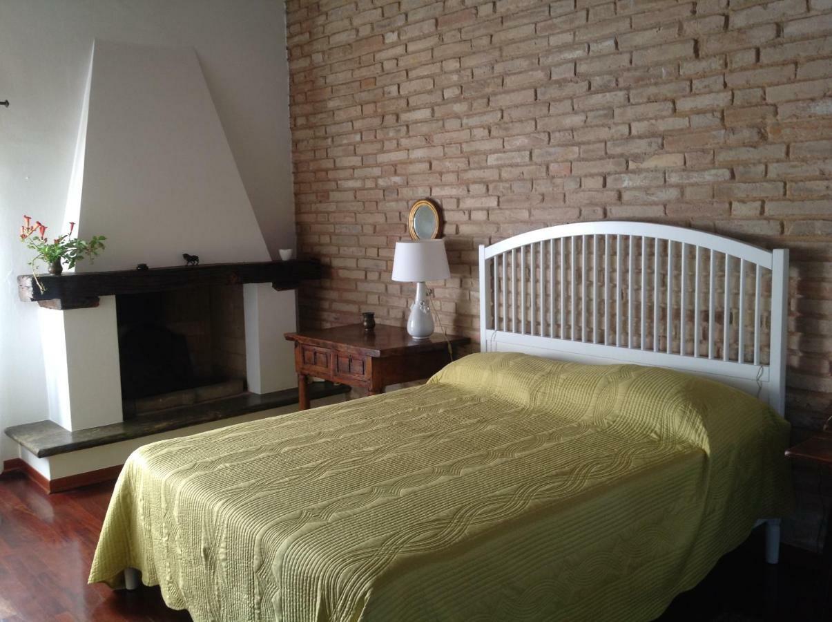 B&B Migliarino Чивитанова Марке Екстериор снимка